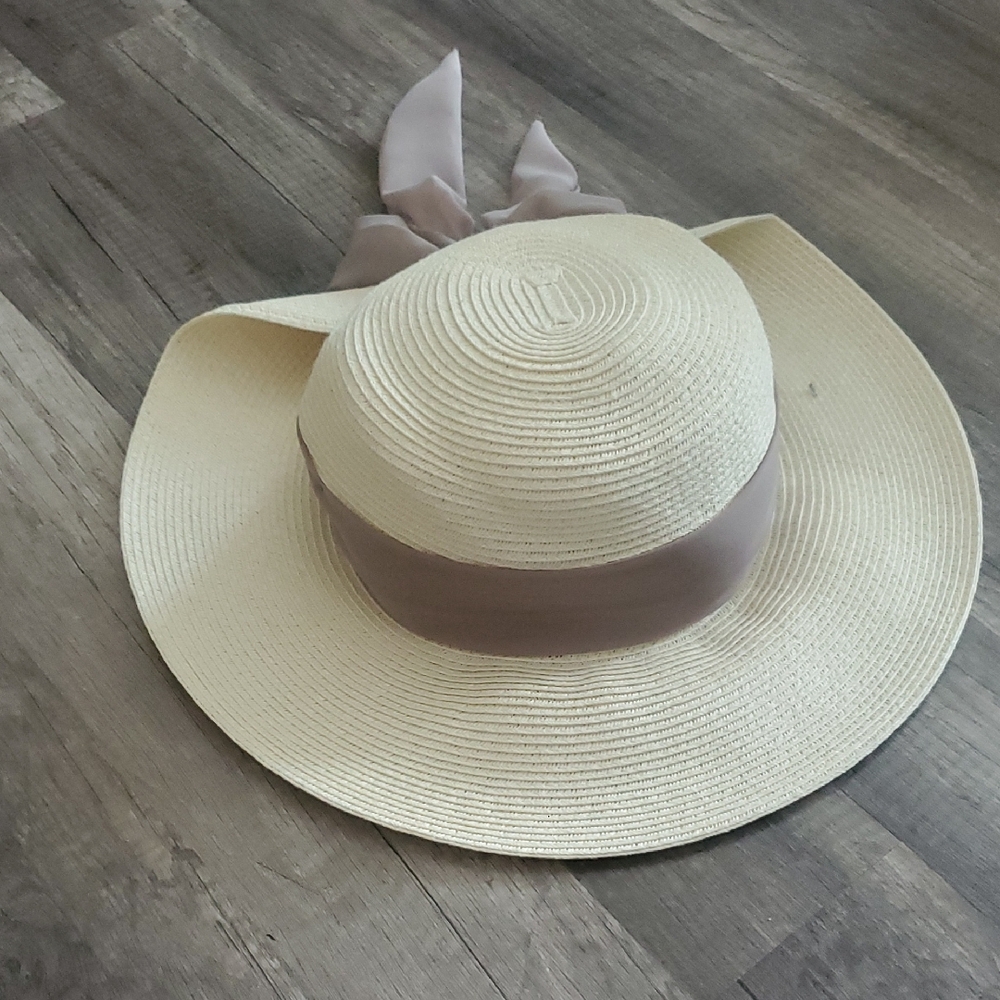 Nine West Cream Straw Sun Hat with Taupe Bow Trim